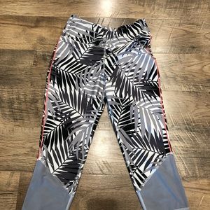 Old navy crop leggings